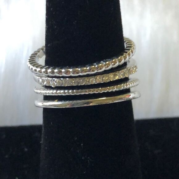 🔮 5/$25 Charming‎ Charlie Faux Stackable Rings - Picture 1 of 5